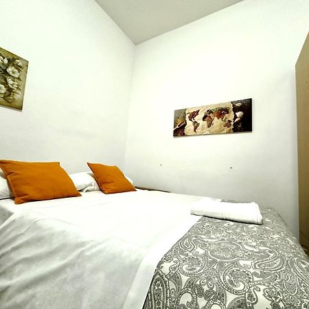 4 Bed Rooms Luxury Apartment Near Colosseum Roma Esterno foto