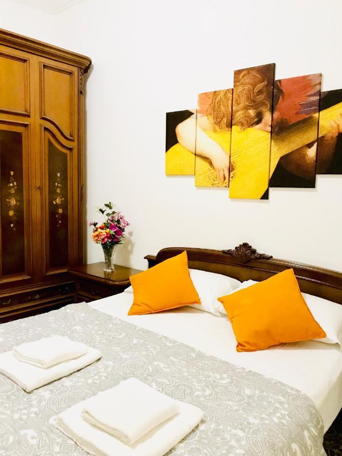 4 Bed Rooms Luxury Apartment Near Colosseum Roma Esterno foto