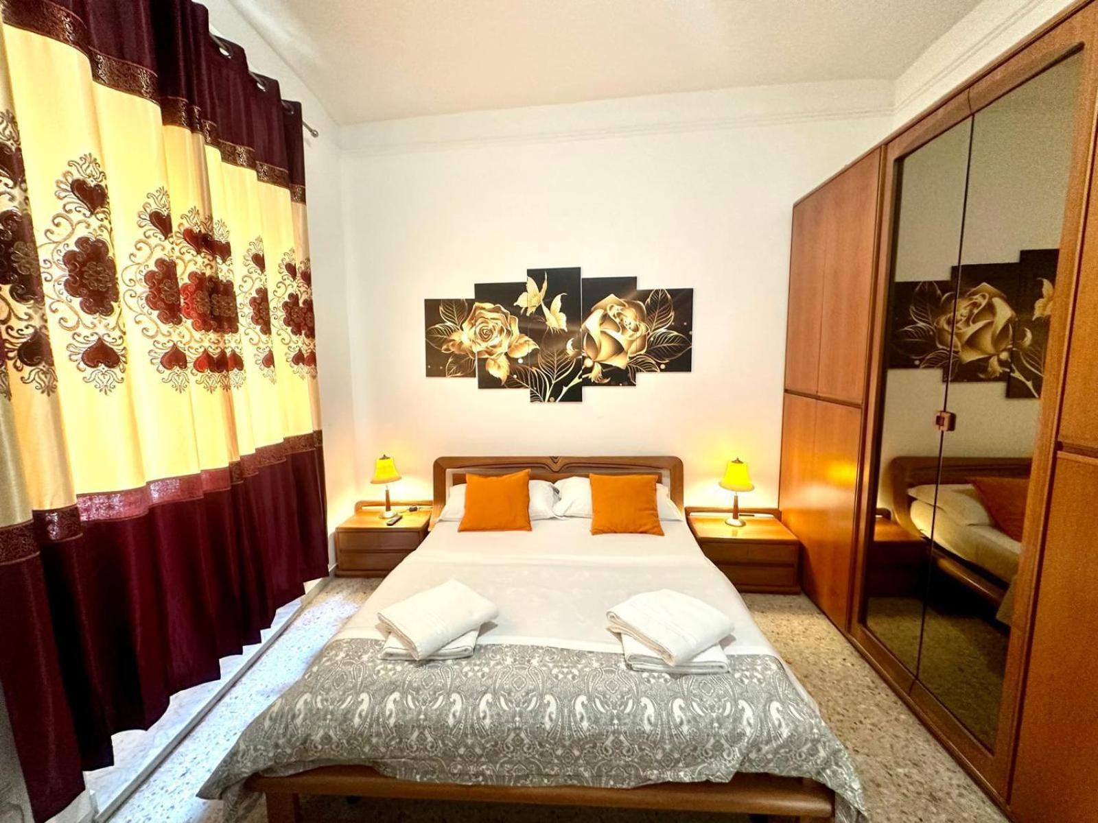4 Bed Rooms Luxury Apartment Near Colosseum Roma Esterno foto